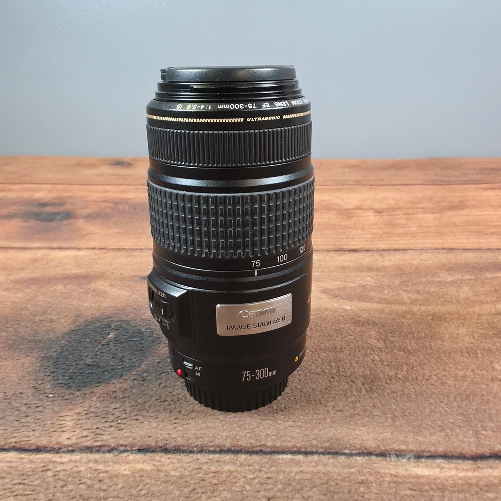 Canon EF 75-300mm Zoom Lens f/4-5.6 IS USM Black Good Image Stabilizer